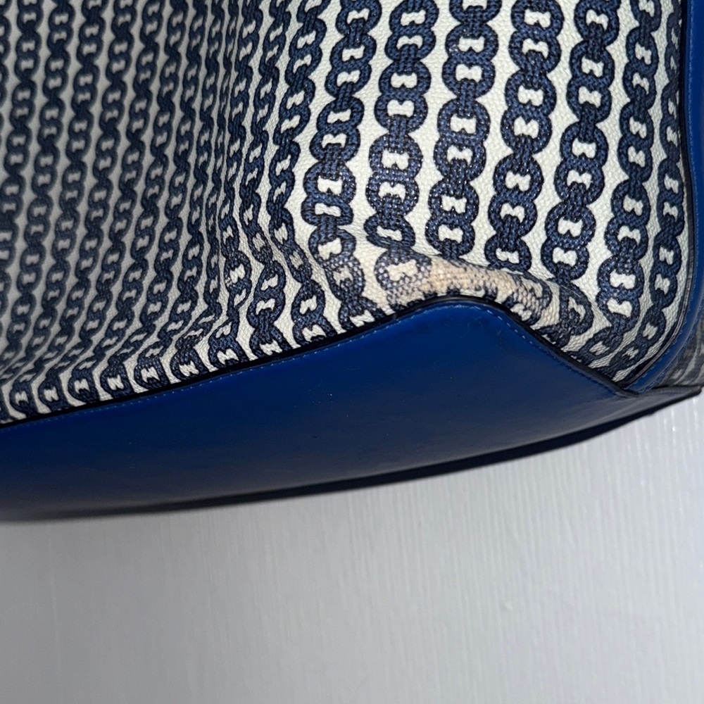 Tory Burch Gemini Link Tote Navy, Royal Blue, and White Geometric Shoulder Bag - Picture 15 of 17